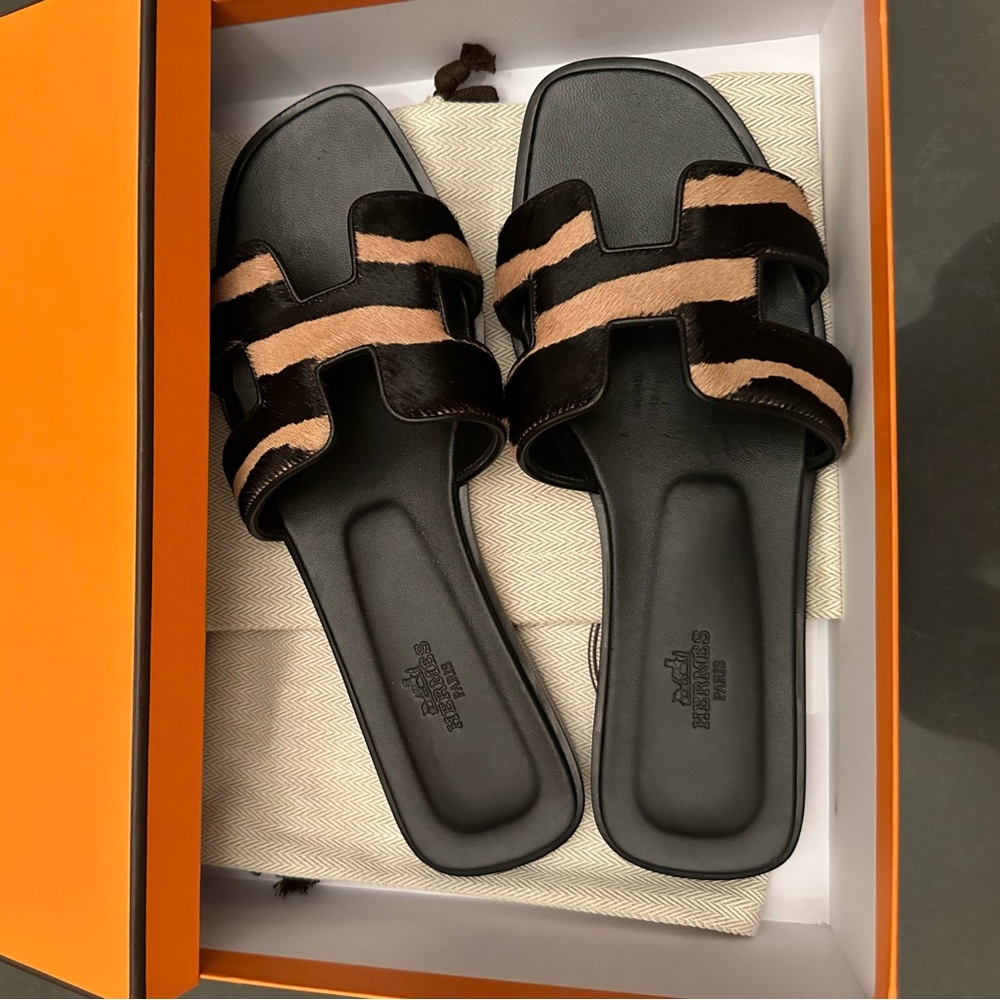 HERMES ORAN SANDAL Leather  39 Noir Beige